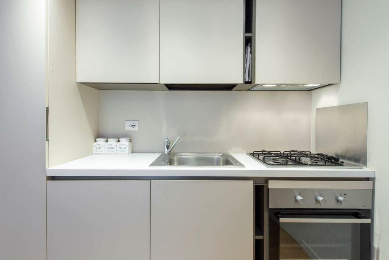 Joivy 1br In Isola With Stunning View To Bosco Verticale Apartment Mailand